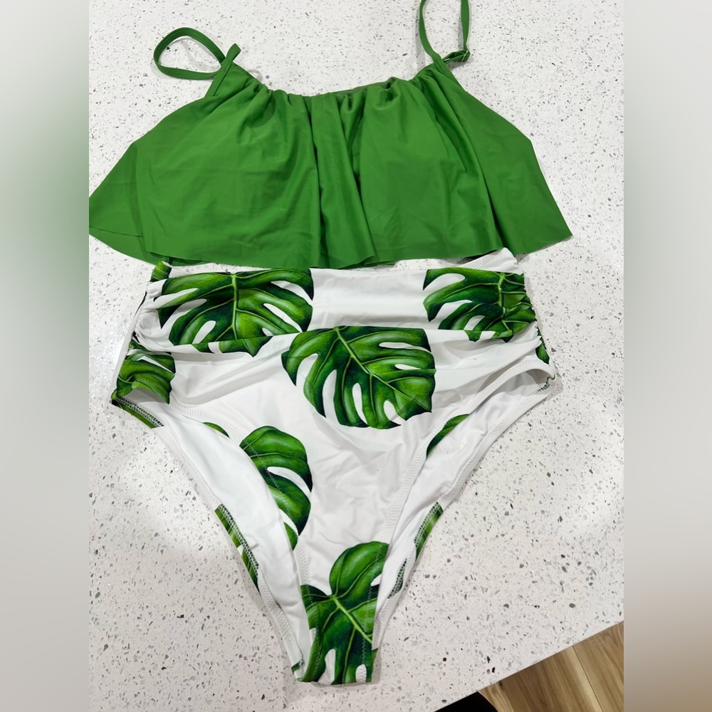 CUPSHE bikini size xxl